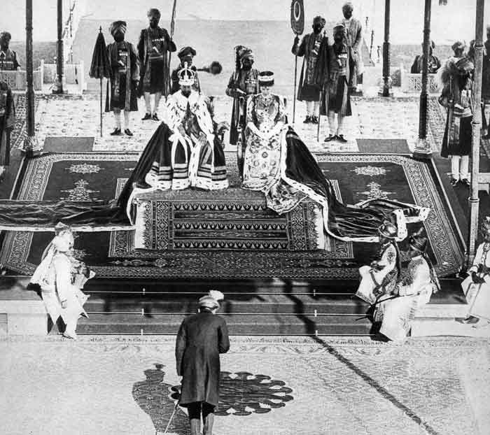 the_Nizam_of_Hyderabad_pay