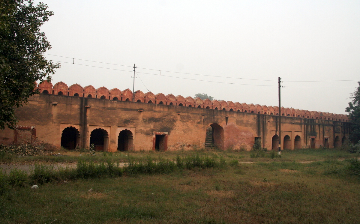 The prison at Salimgarh, Image Source: Wikimedia Commons