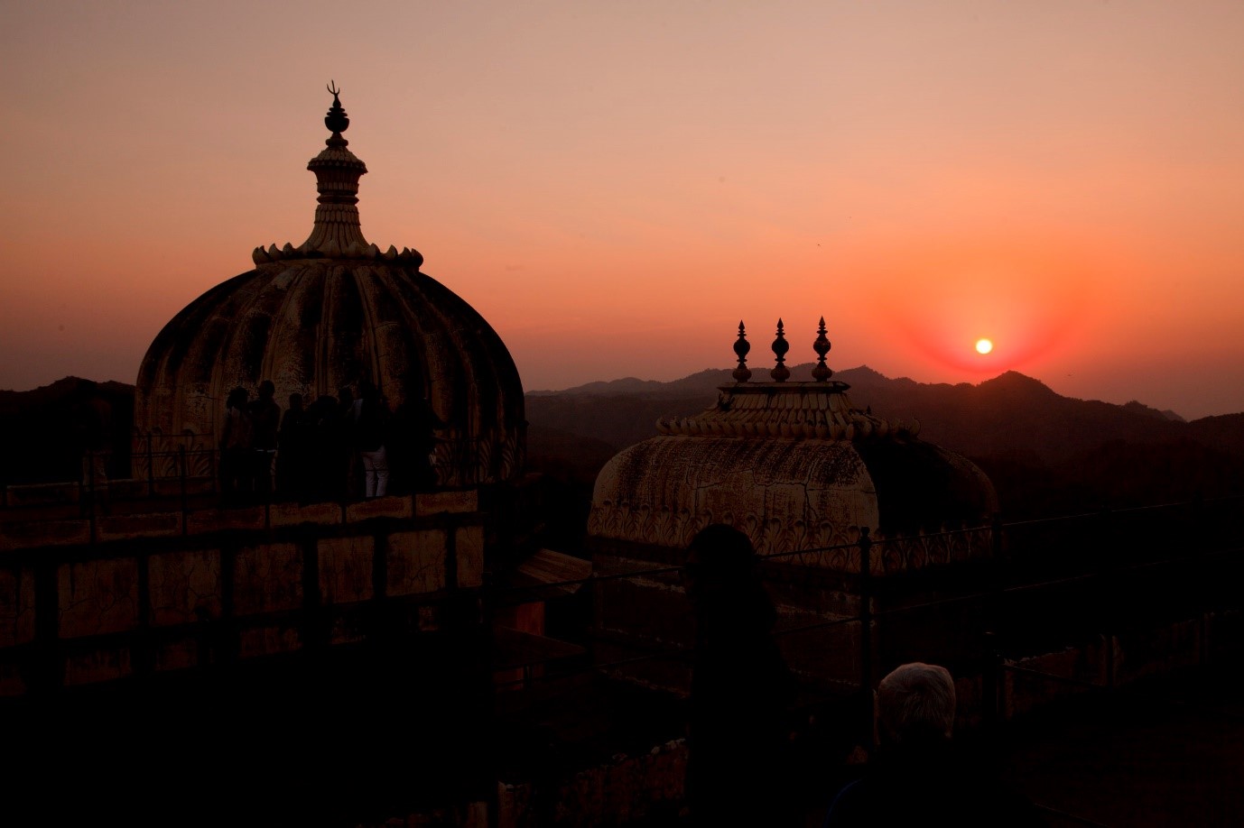 Sunset at Kumbhalgarh. Image Source: Flickr