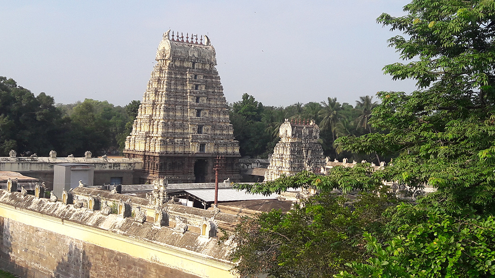 Jalakandeswarar Temple, Vellore fort, Wikimedia Commons
