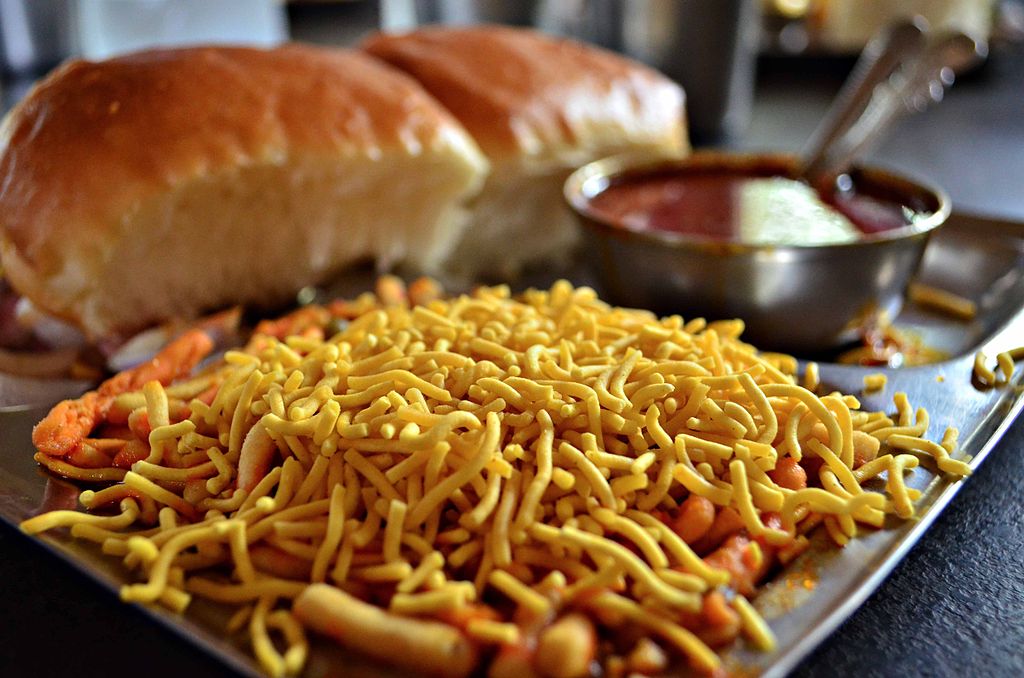 Misal Pav, Image Source: Wikimedia Commons