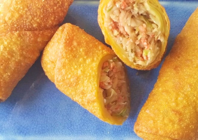 A typical eggroll