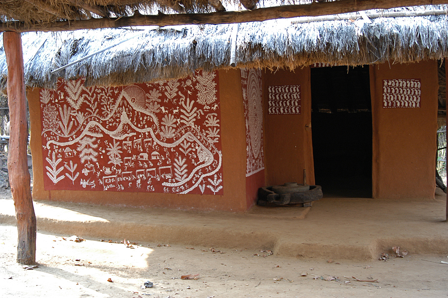 warli.jpg warli.jpg