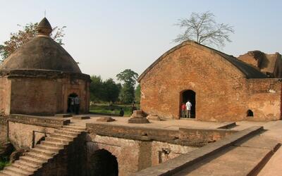 Salimgarh: Tales of Captivity and Freedom