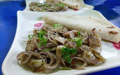 Wahan Mosdeng (Pork salad/Pork Bharta) 